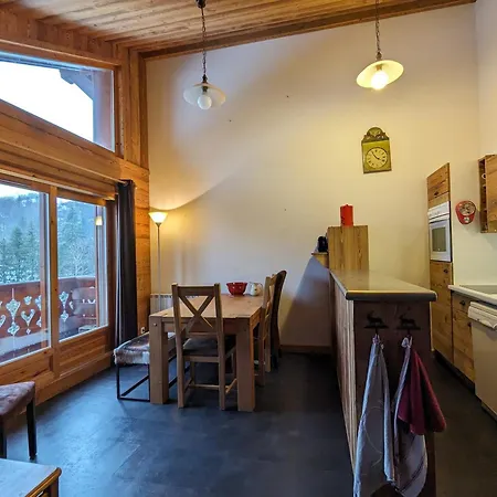 Cosy Au Pied Des Pistes Avec Balcon Et Parking Couvert - Fr-1-459-225 * La Clusaz