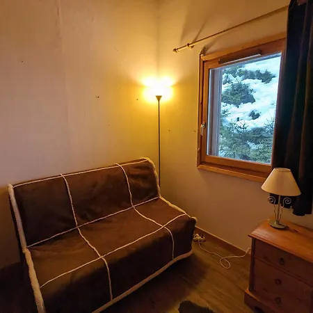 Cosy Au Pied Des Pistes Avec Balcon Et Parking Couvert - Fr-1-459-225 *